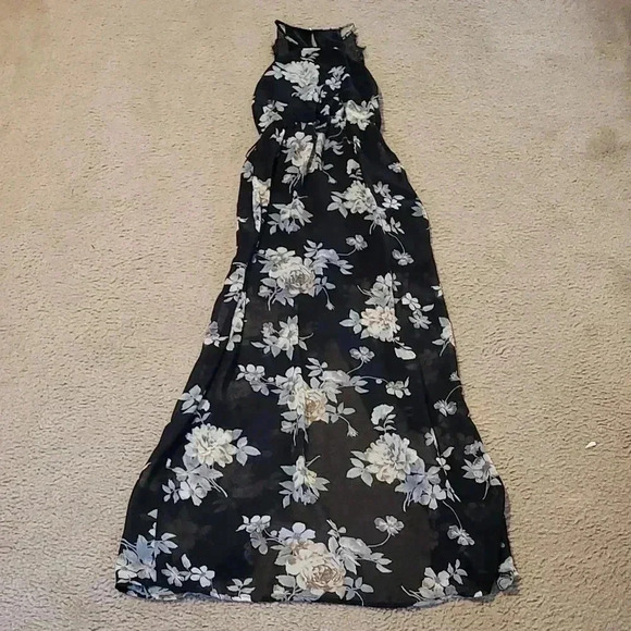 Sienna Sky Floral Dress - Picture 1 of 3